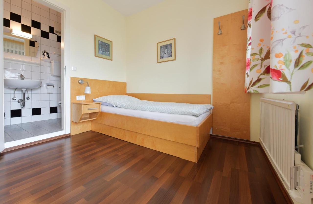 Blumenhof Wegleitner Hotell Illmitz Exteriör bild